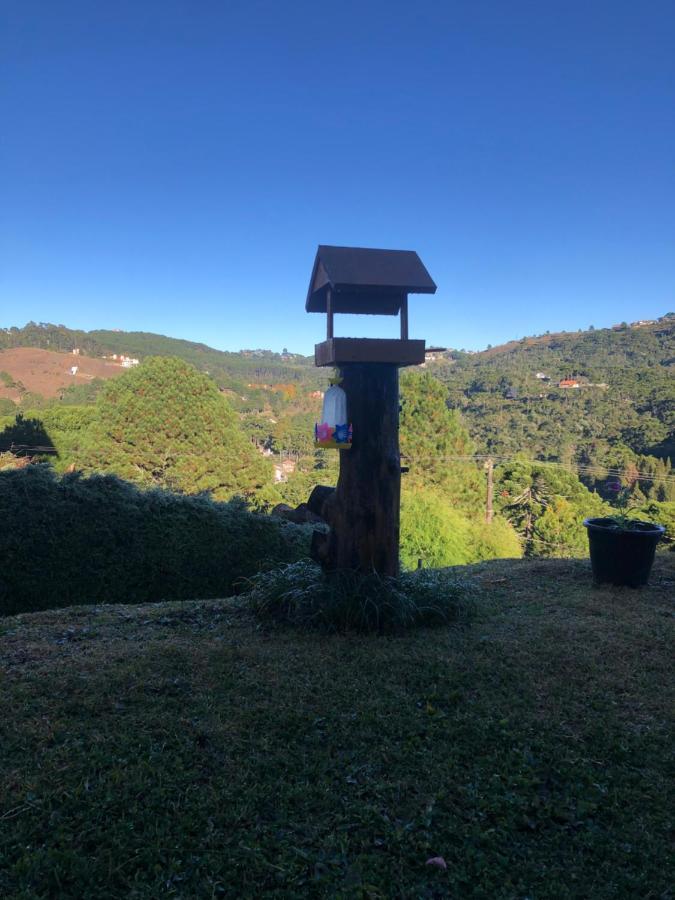 Casa Aconchegante Na Montanha Appartement Campos do Jordão Buitenkant foto
