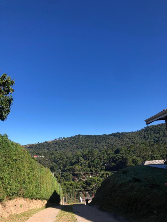 Casa Aconchegante Na Montanha Appartement Campos do Jordão Buitenkant foto